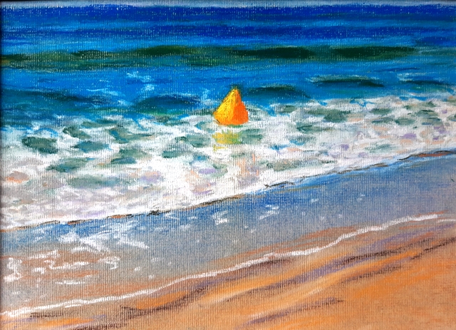 bouée jaune sur la plage du grand large à Mousterlin Fouesnant